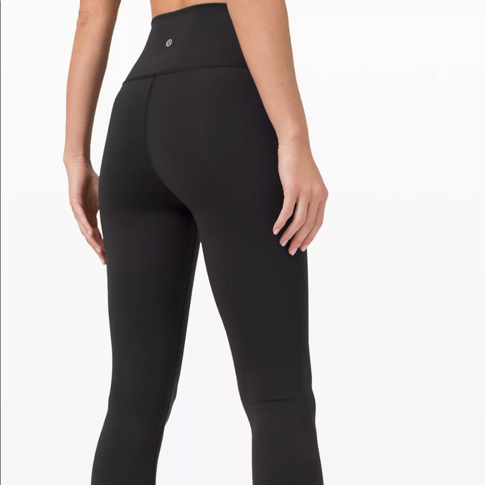 Lululemon Wunder Under HR Crop 21" with fold over waist - Picture 2 of 6